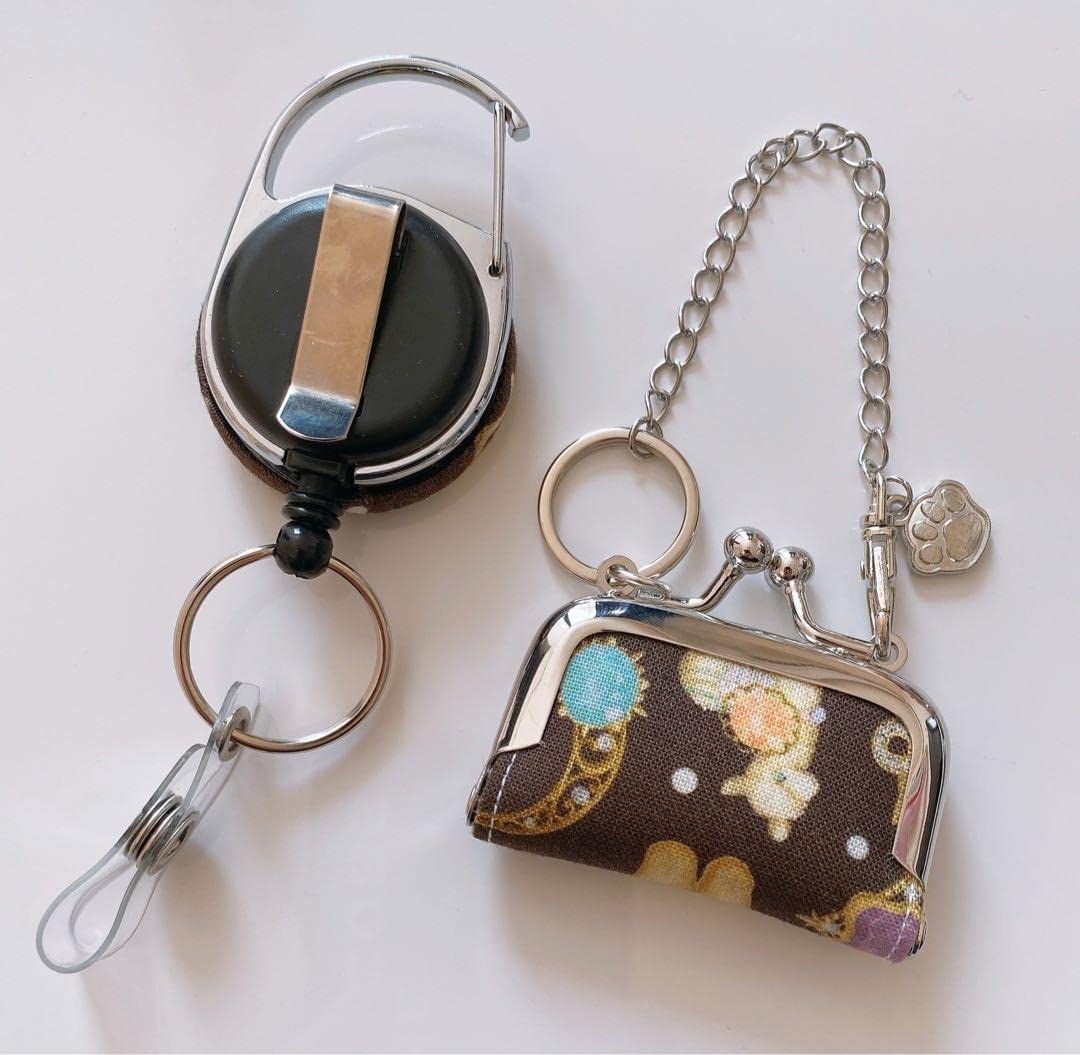 Amazon.co.jp: ミニがま口 チャーム リールキーホルダー Amazon.co.jp: ミニがま口 チャーム リールキーホルダー